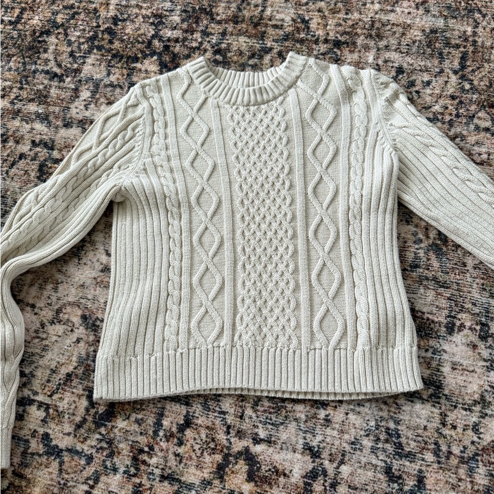 GAP Women's Ivory Cable Knit Sweater